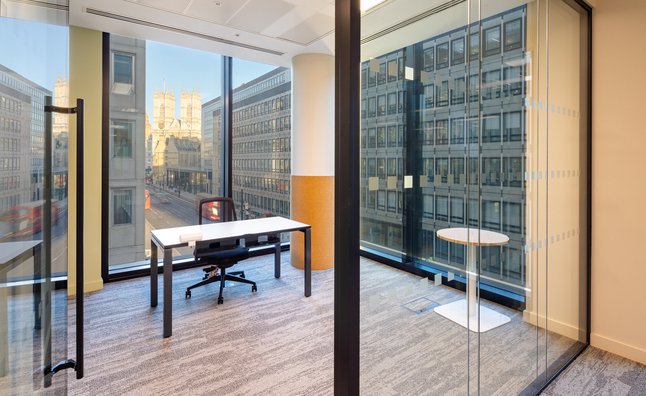 Renting Office Space by the Day in London