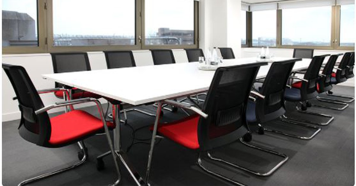 Junction Room 3 - 13 person meeting room