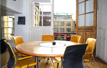 Bleeding Heart Yard, EC1N. Up to 10 fixed desks.