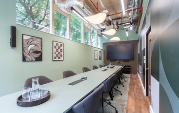 Runway East Borough High Street