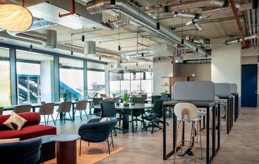 The Quad Workspace – One Station Hill, Reading