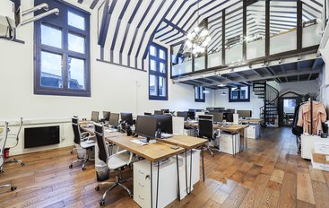 Wells Street Studio Fitzrovia / Soho